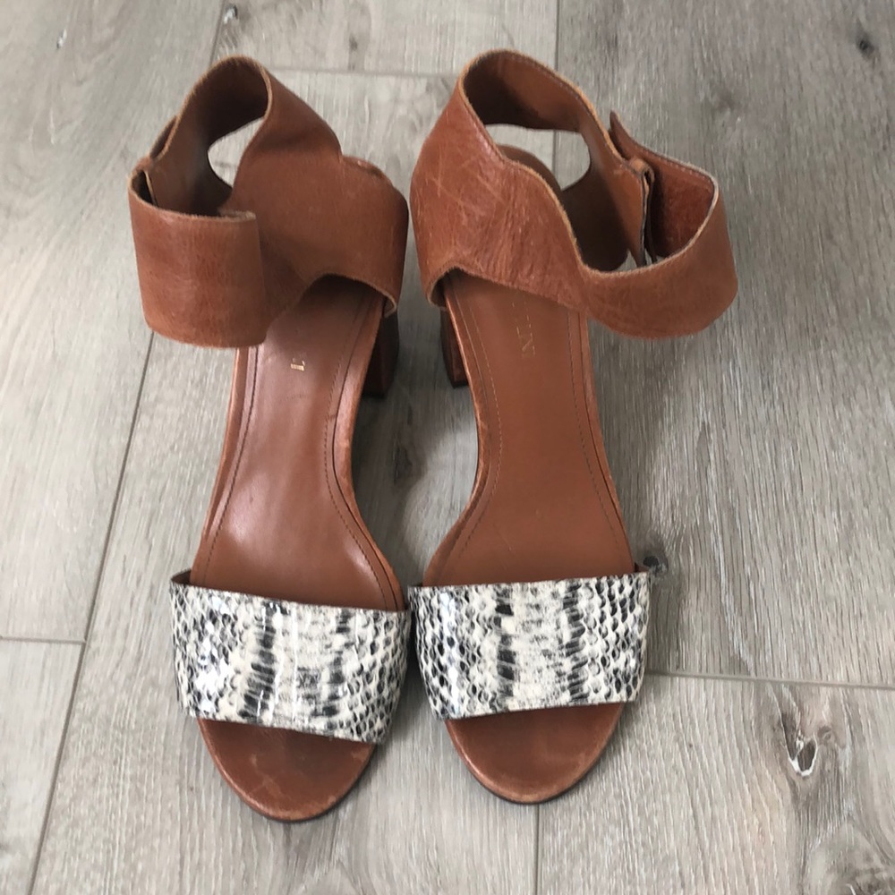 ENZO ANGIOLINI heels